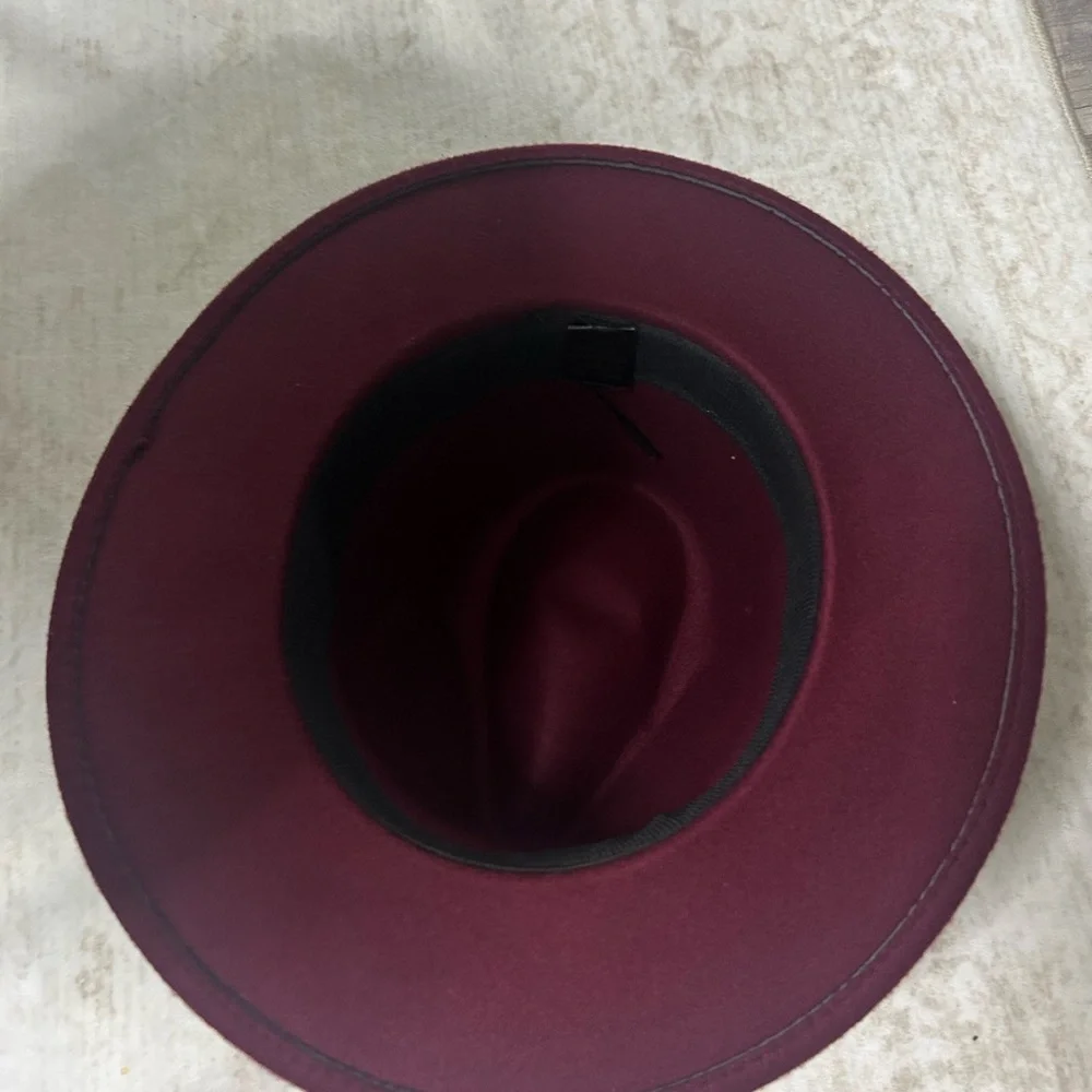 Women’s Burgundy Felt Fedora with Tan Band